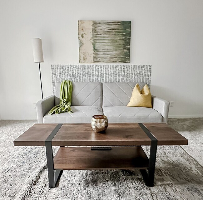 Foto del edificio - 1071 Clayton Ln