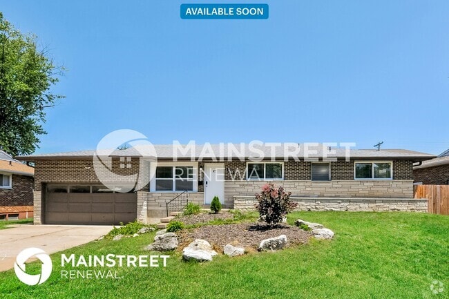 Building Photo - 1120 Spring Valley Dr