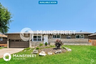 Building Photo - 1120 Spring Valley Dr