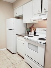 Building Photo - Bienville Towers