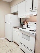 Building Photo - Bienville Towers