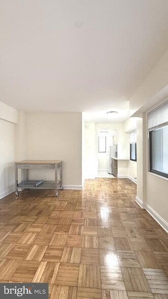 Foto del edificio - 2141 I St NW
