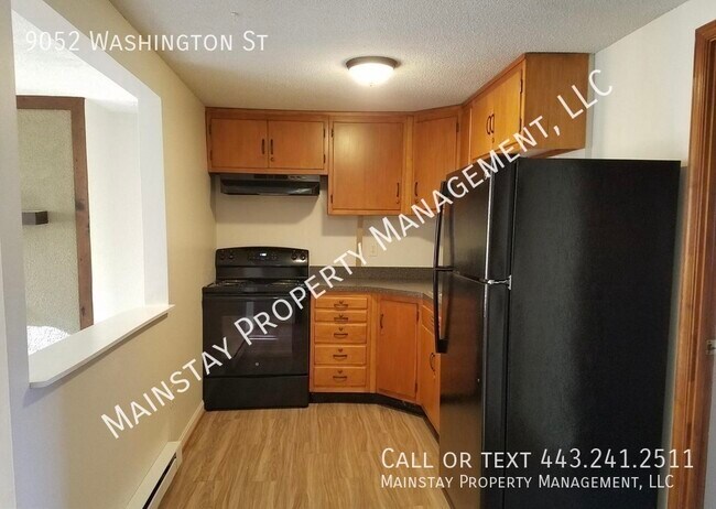 Building Photo - 1 Bedroom Apartment in Savage!