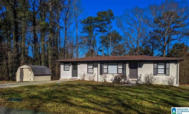 Foto del edificio - Bright & Spacious 4BR/2BA Home in Birmingham