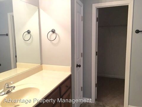 Foto del edificio - 8867 Versilia Ave