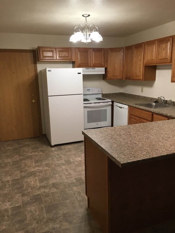 Kitchen - 4826 Da Niece St