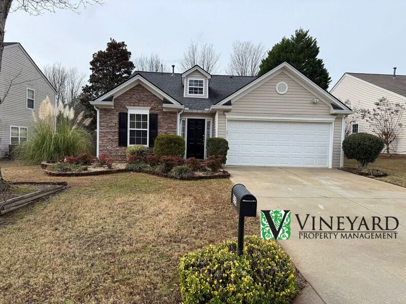 Foto principal - 515 Kensigton Park Dr