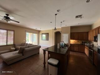Building Photo - 1531 E Yellowstone Pl