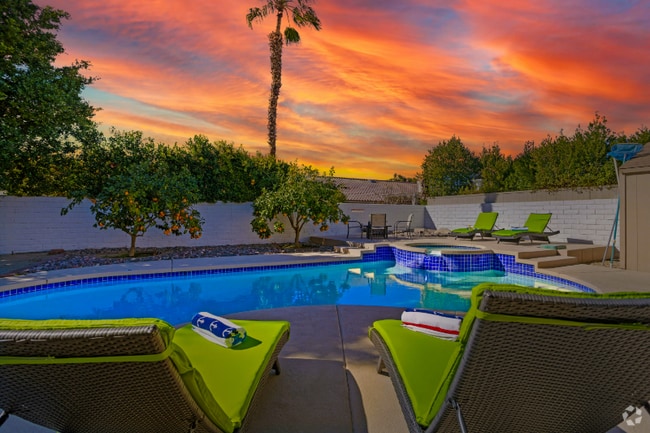 Building Photo - 44185 Camino Lavanda