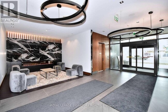 Building Photo - 7895 Jane St