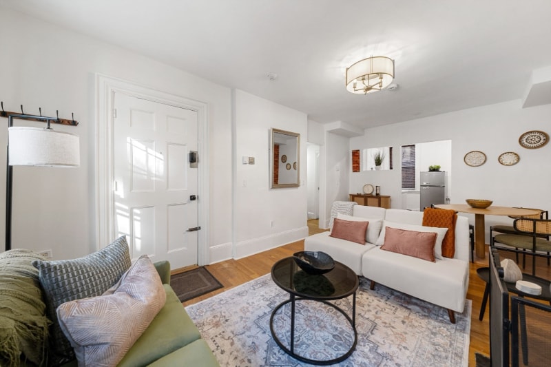 Photo - 102 Revere St