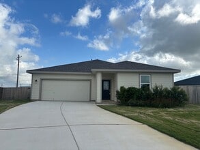 Building Photo - 105 Troubador Ln