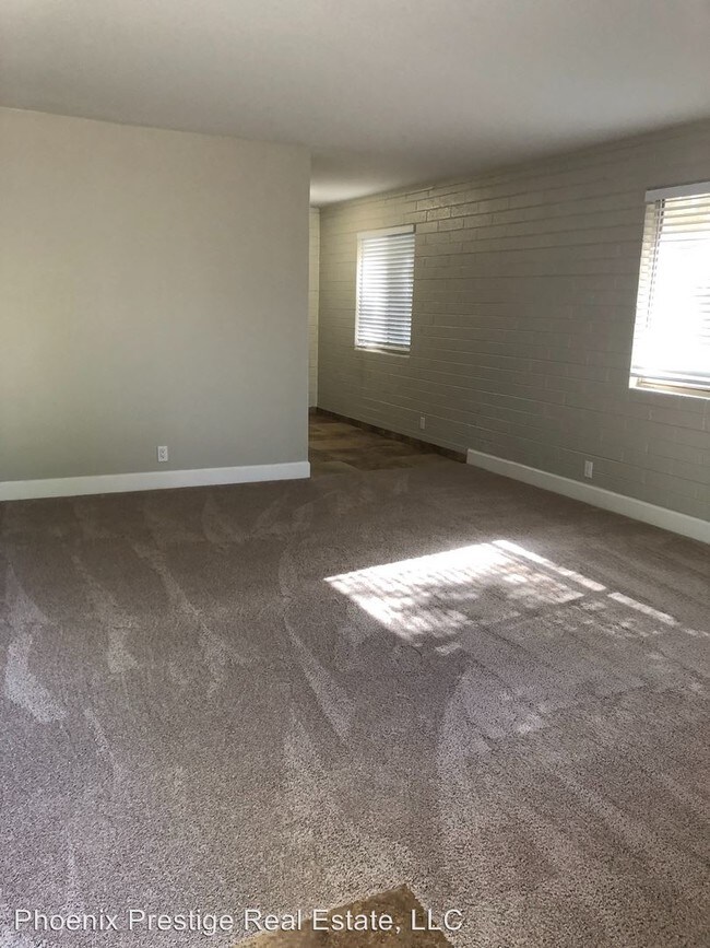 Building Photo - 6037 N 23rd Ave