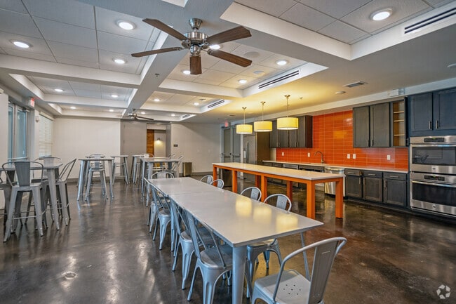 Clubroom - Aldrich 51