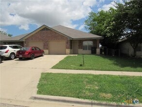 Building Photo - 4809 John David Dr