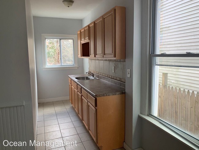 Foto del edificio - 161 Cedar Hill Ave