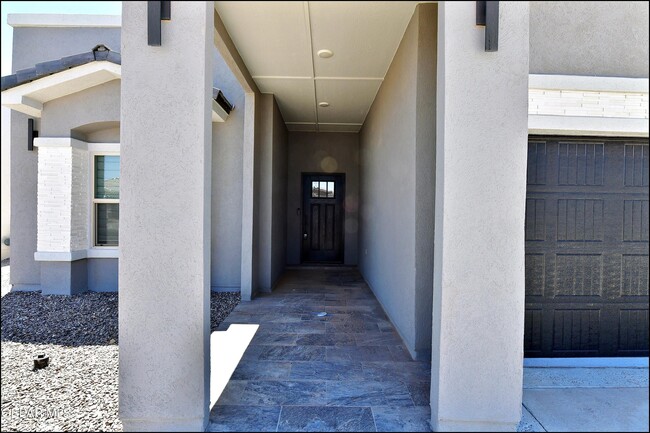 Foto del edificio - 13868 Paseo Perlas Dr