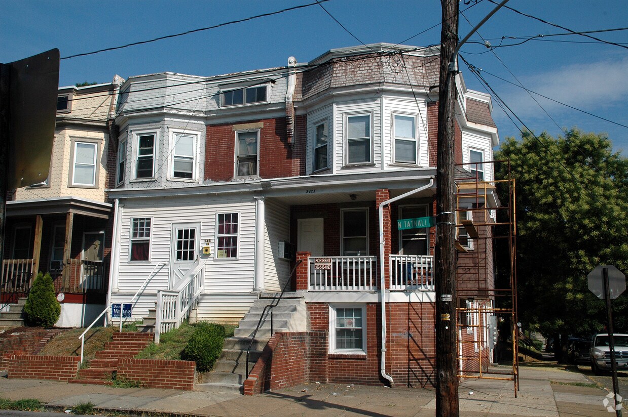 Building Photo - 2423 N Tatnall St
