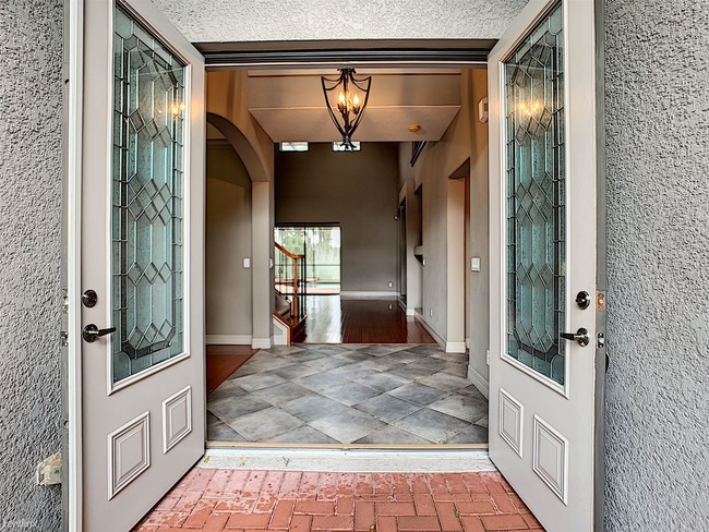 Building Photo - 6 br, 5 bath House - 9827 Sorbonne Loop