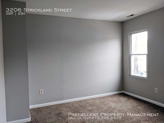 Building Photo - 3206 Strickland St