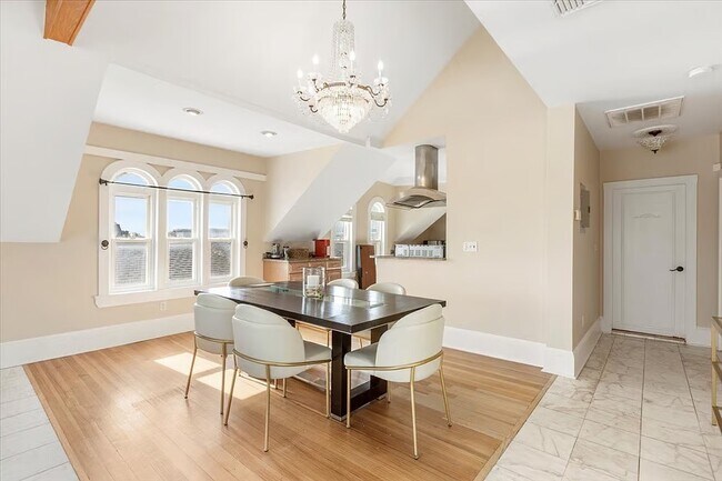 Foto del edificio - 61 Coral Ave