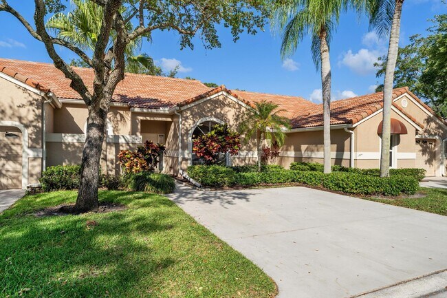 Building Photo - 1903 Rosewood Way