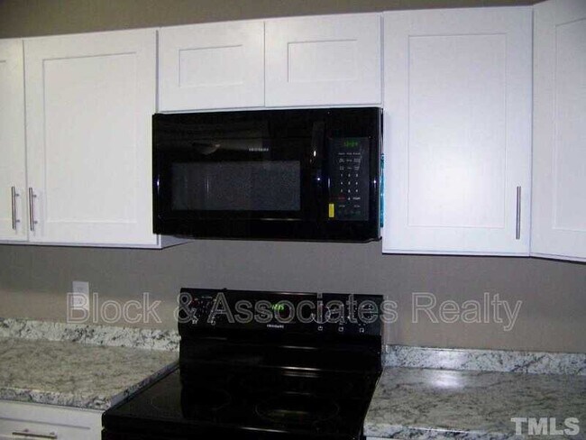 Foto del edificio - 8485 McCormick Bridge Rd