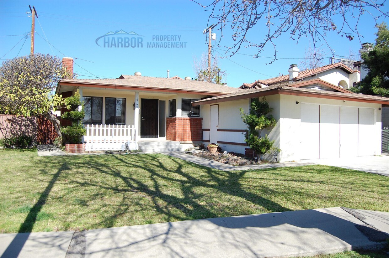 Foto principal - 16106 Bonsallo Ave