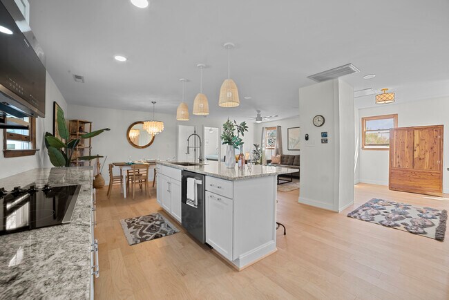 Foto del edificio - 1101 Broad St Ext