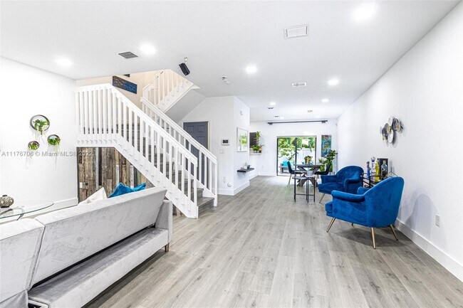 Foto del edificio - 3584 W 88th Terrace