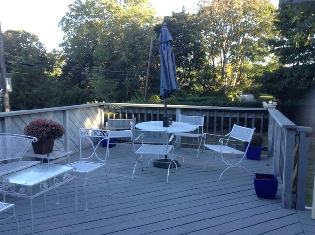 Building Photo - 44 Fordham Rd