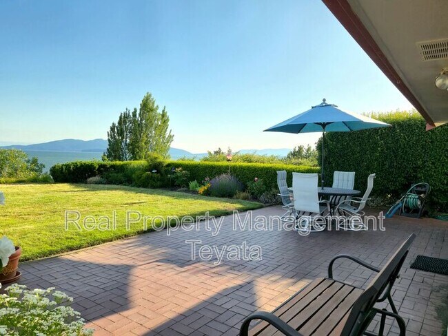 Foto del edificio - 3921 Cliffside Dr