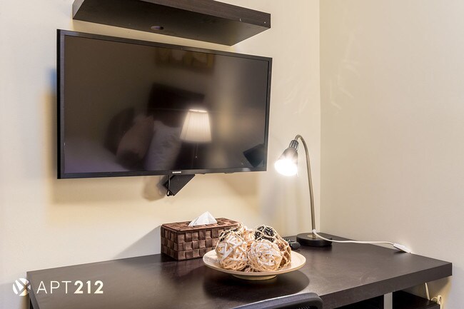 Foto del edificio - 308 W 18th St