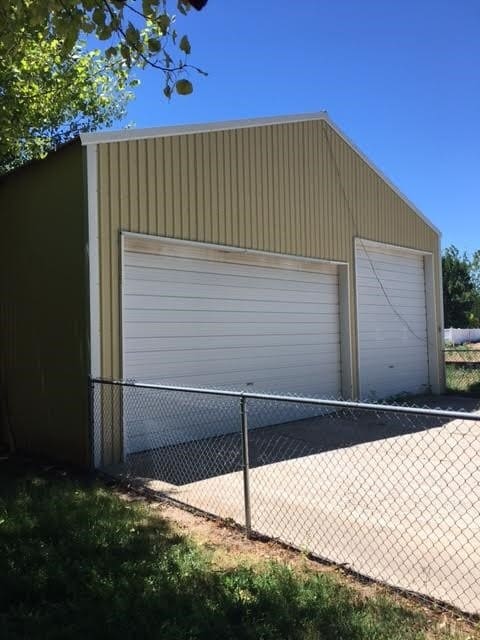 Building Photo - Yellow Triplex