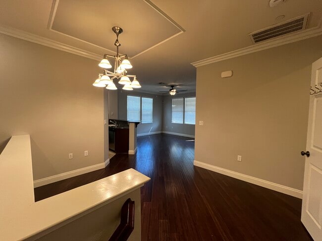 Building Photo - 400 Regatta Lane
