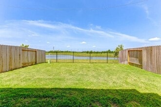 Building Photo - 12322 Churchill downs Dr