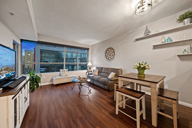 Foto del edificio - 253 Tenth Ave