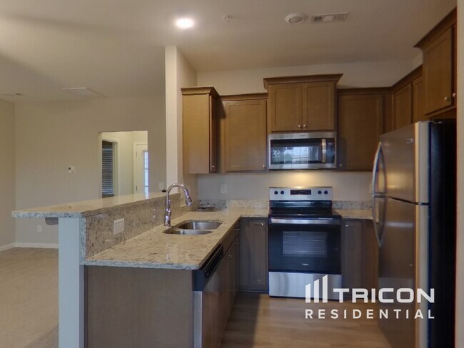 Building Photo - 316 Kinsale Drive Spring Hill TN