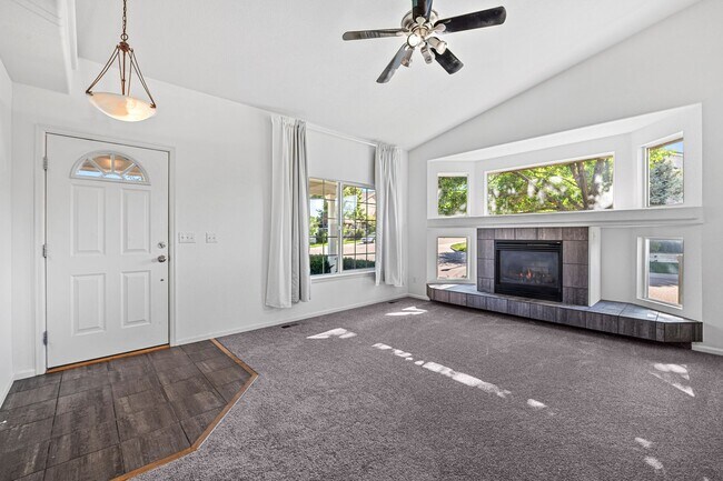 Building Photo - 5160 Ashbrook Cir