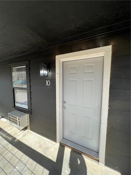 Foto principal - 942 W Holly St