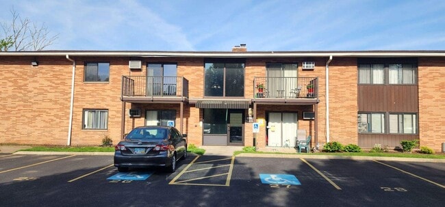 Building Photo - 23851 David Dr