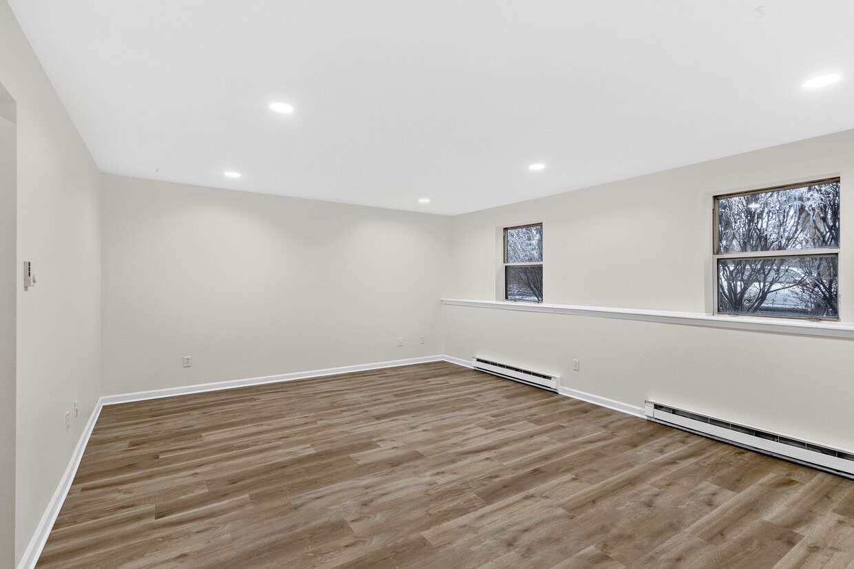 4 Horizon View Dr W Unit 4 Horizon View Drive, East Greenbush, NY 12061