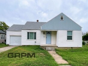 Building Photo - 2206 N Monroe St