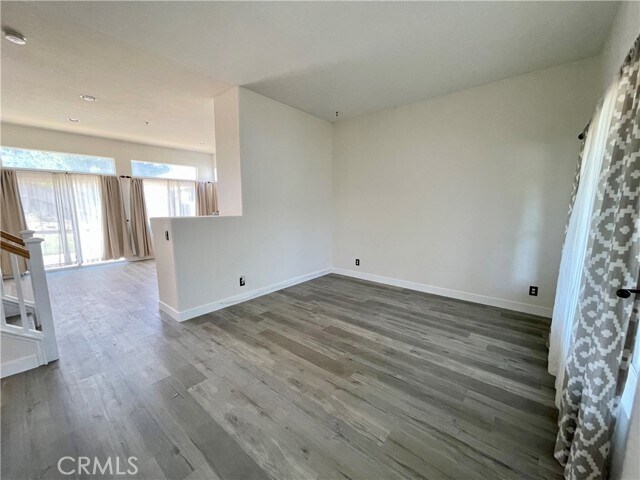 Building Photo - 1388 Sutherland Dr