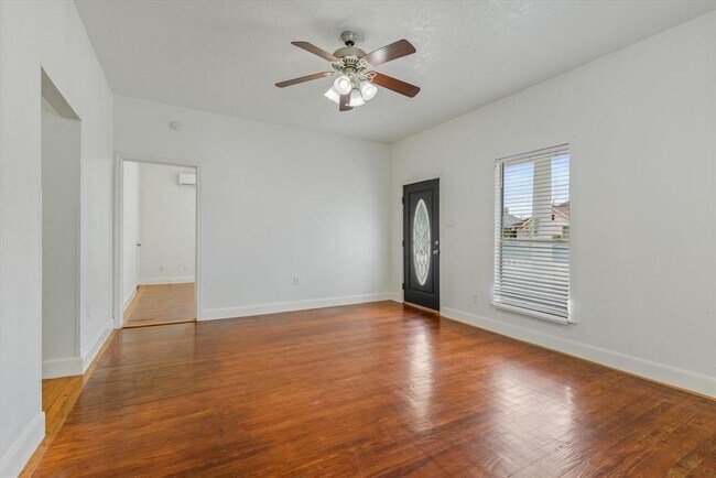 Foto del edificio - 409 Quitman St