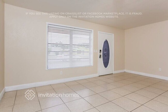 Foto del edificio - 1360 NW 173rd Terrace