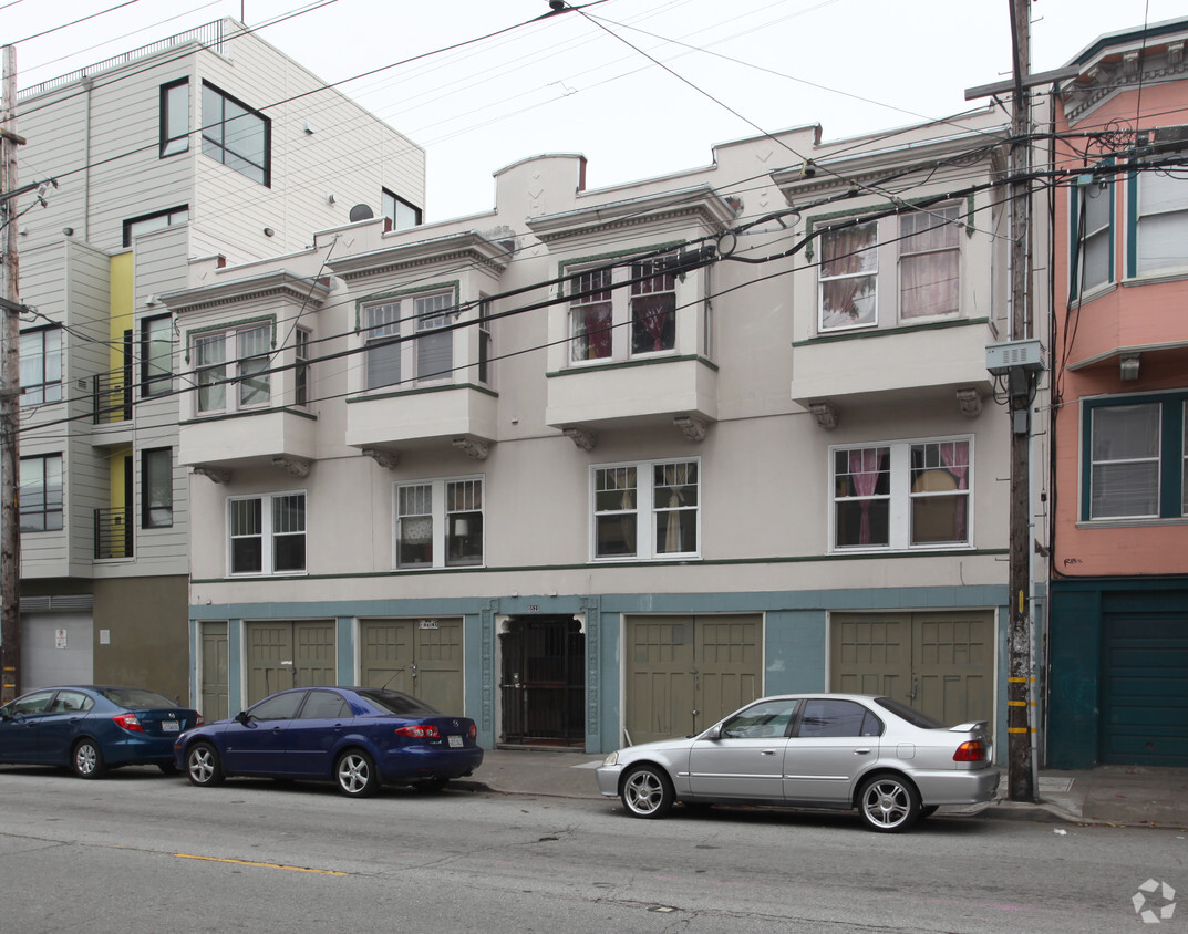 Primary Photo - 3521 18th St