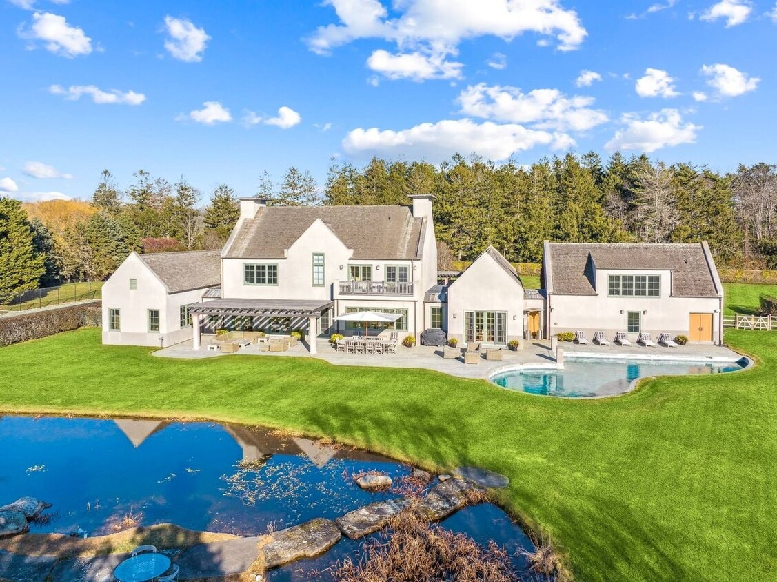 Foto principal - 110 Rose Hill Rd