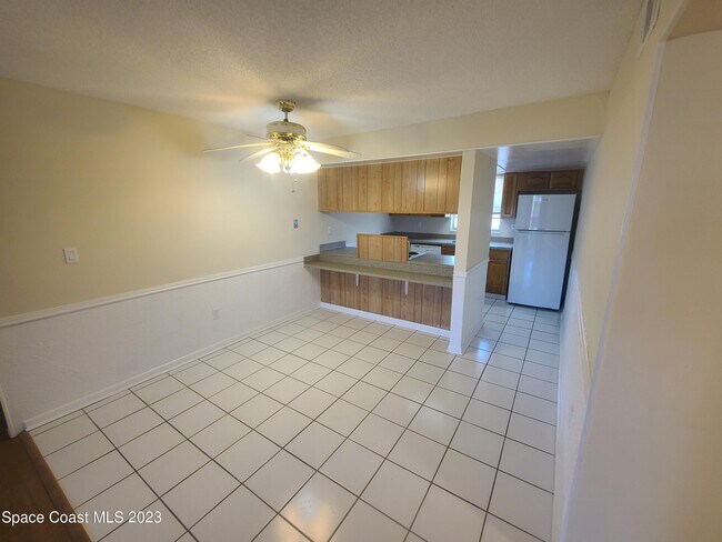 Foto del edificio - 254 Ulster Ln