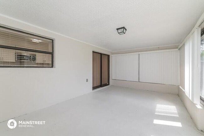 Building Photo - 639 MIDIRON DR, POINCIANA, FL 34759